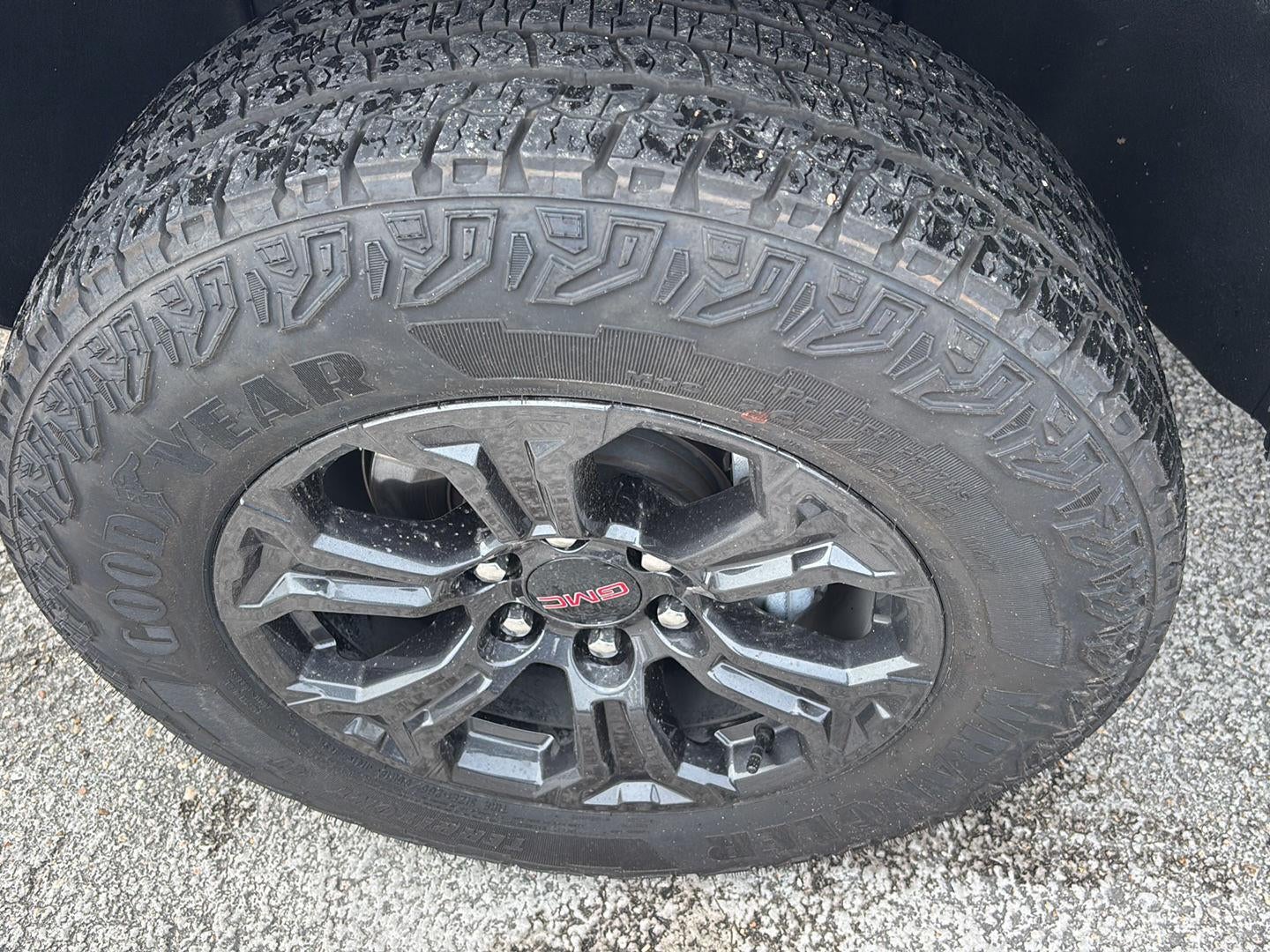 2025 GMC Canyon Elevation