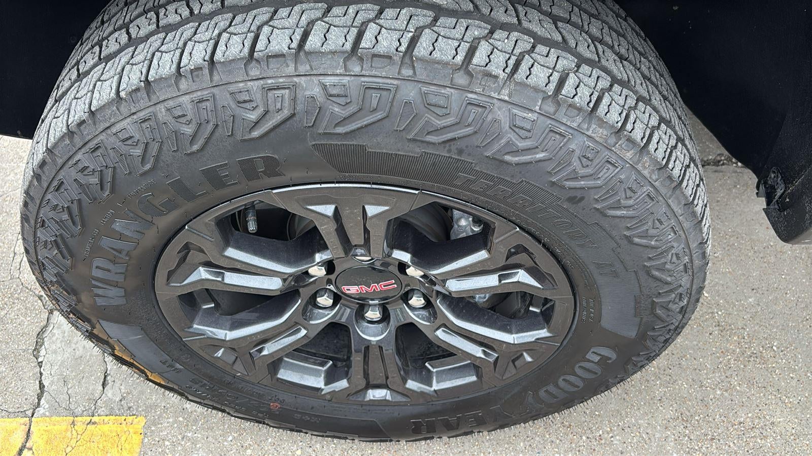 2025 GMC Canyon Elevation