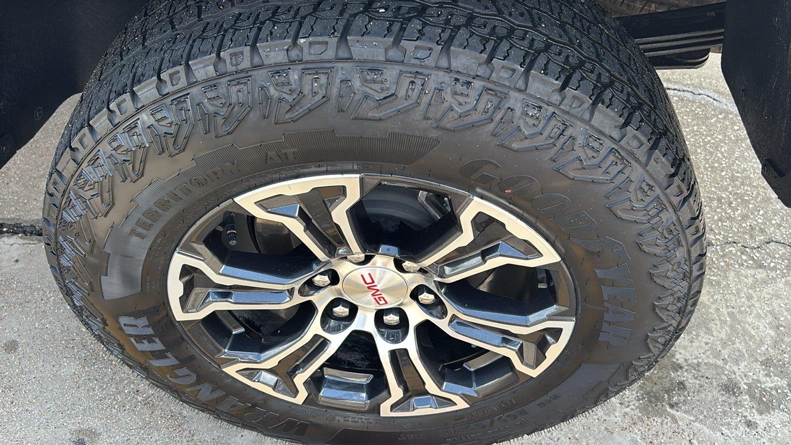 2025 GMC Canyon AT4