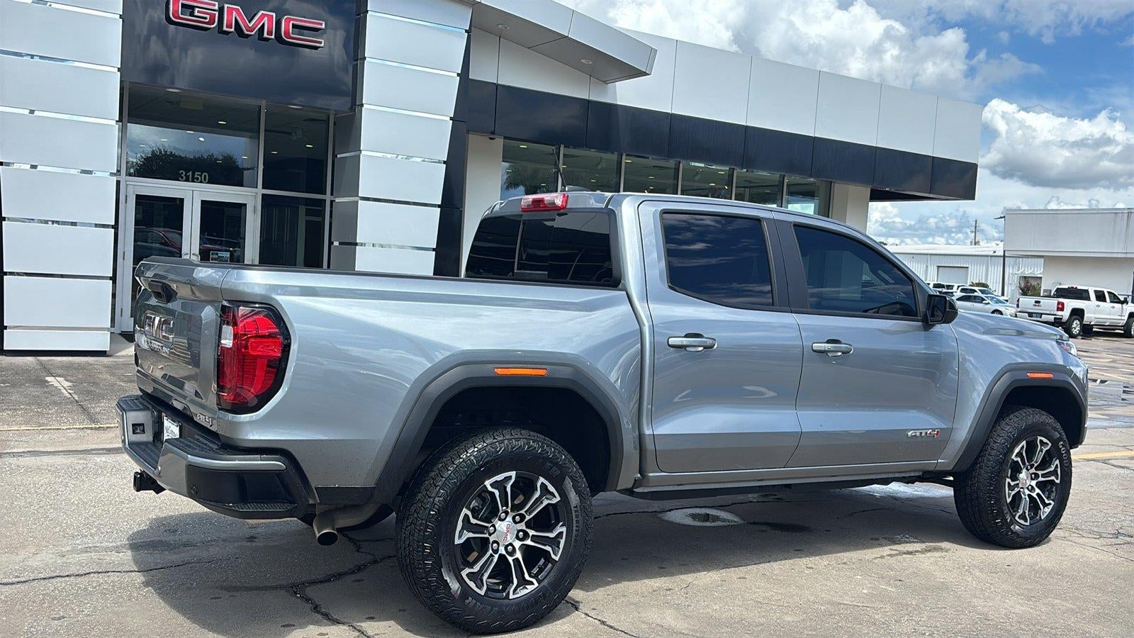 2025 GMC Canyon AT4