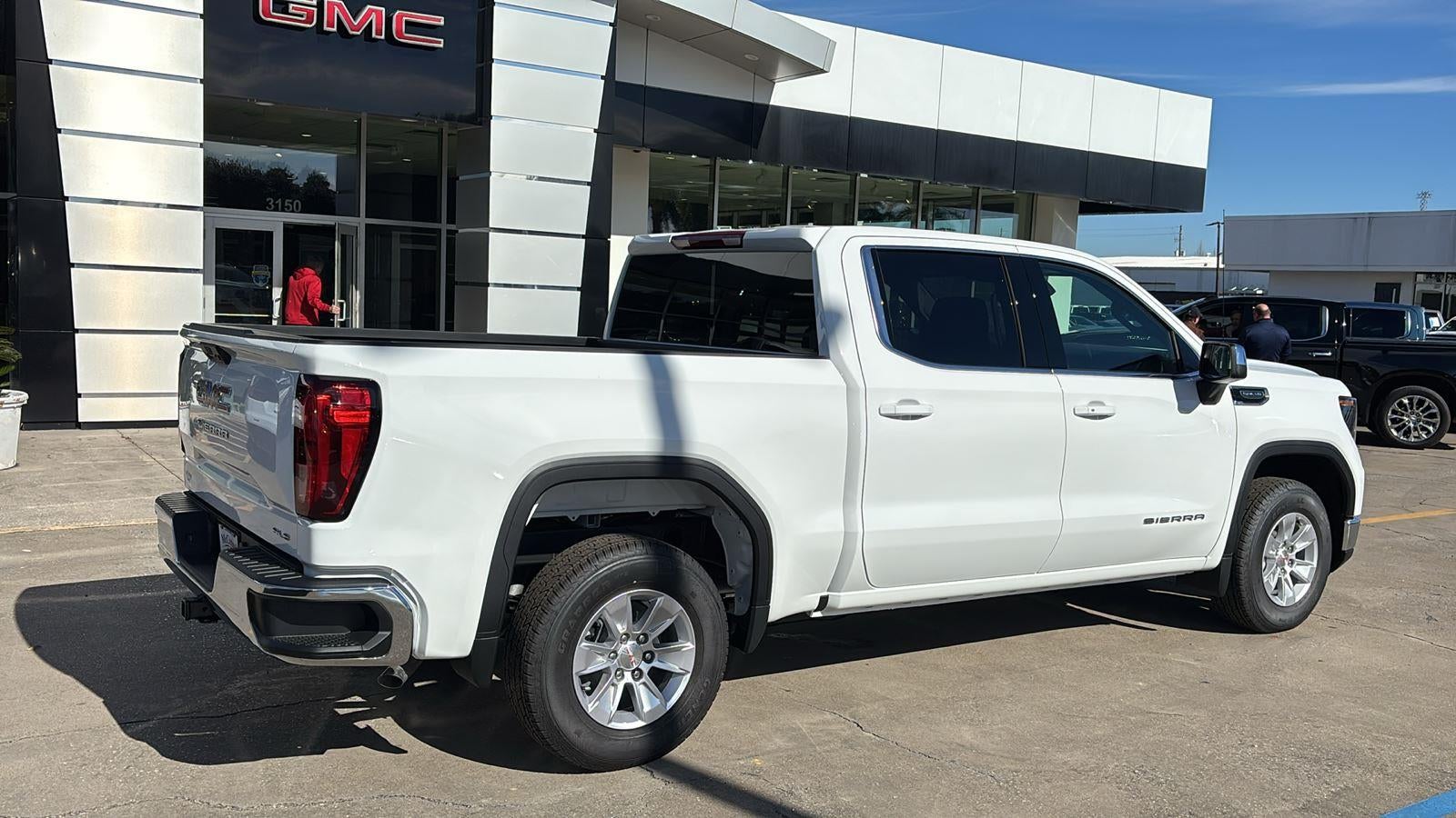 2026 GMC Sierra 1500 SLE