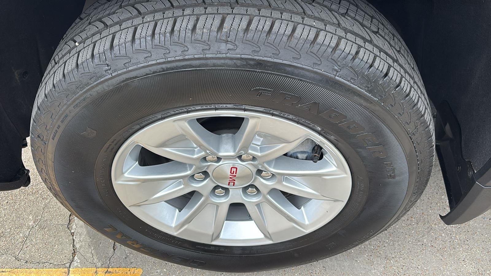 2025 GMC Sierra 1500 SLE