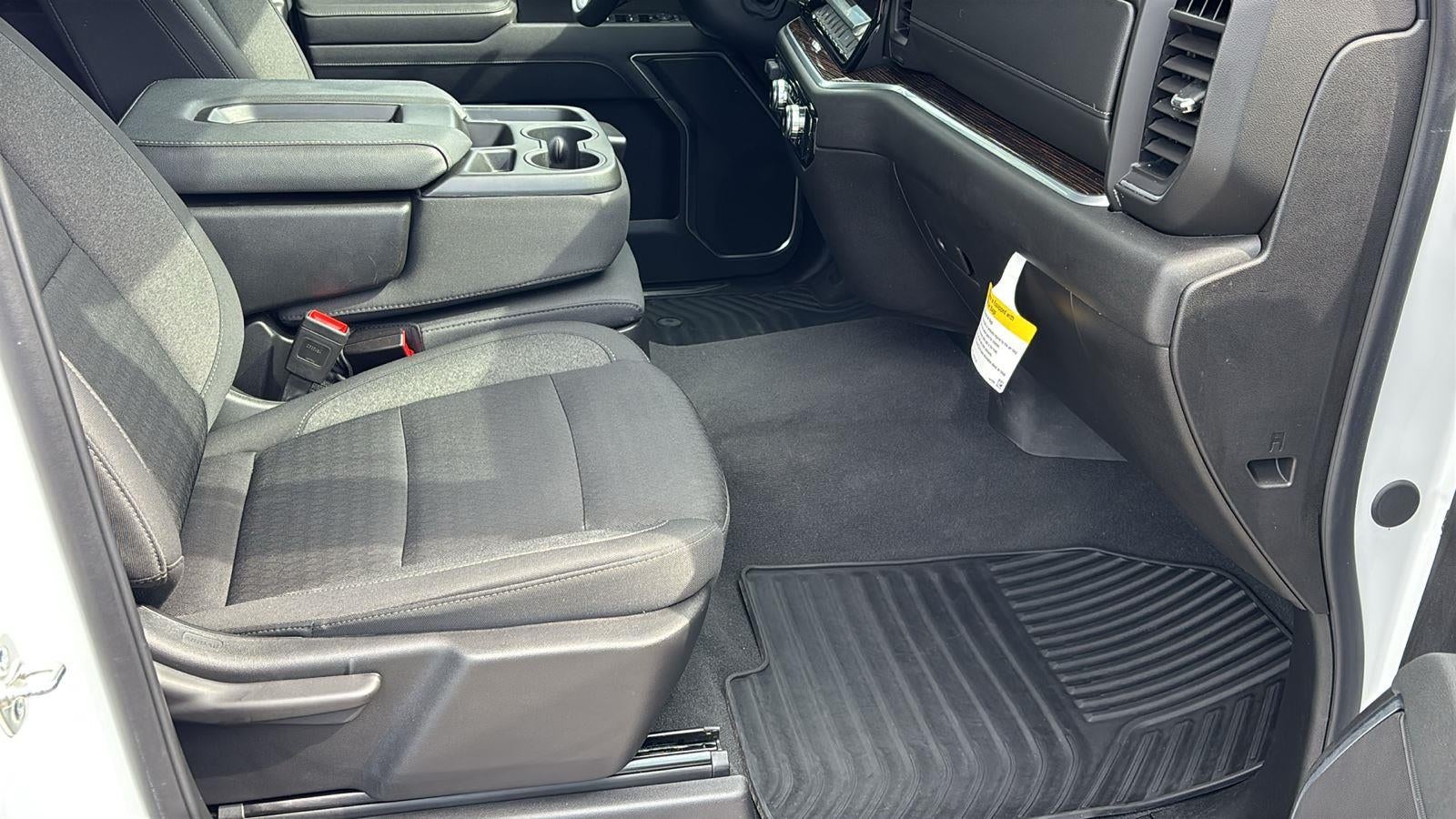 2025 GMC Sierra 1500 SLE