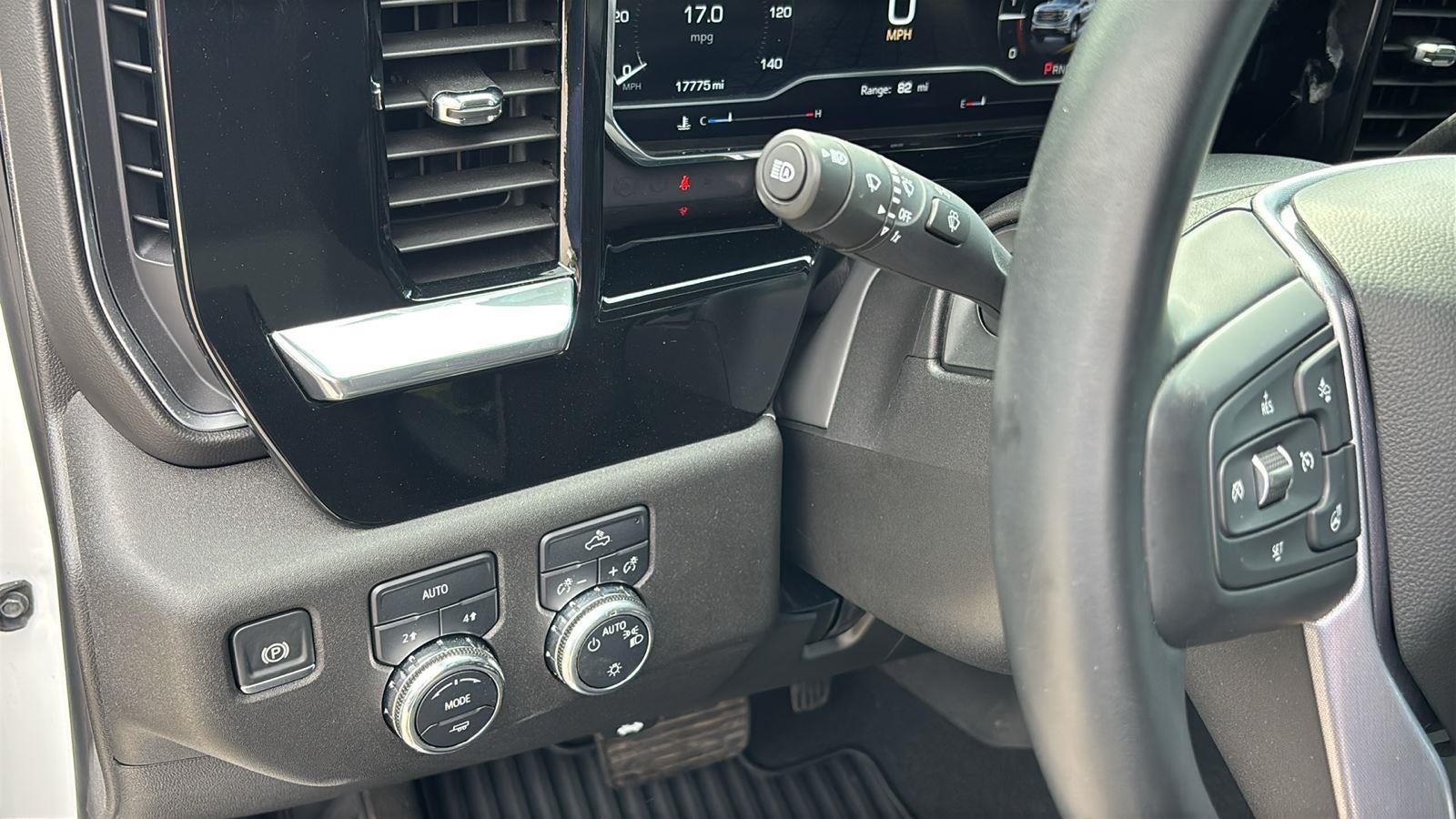 2025 GMC Sierra 1500 SLE