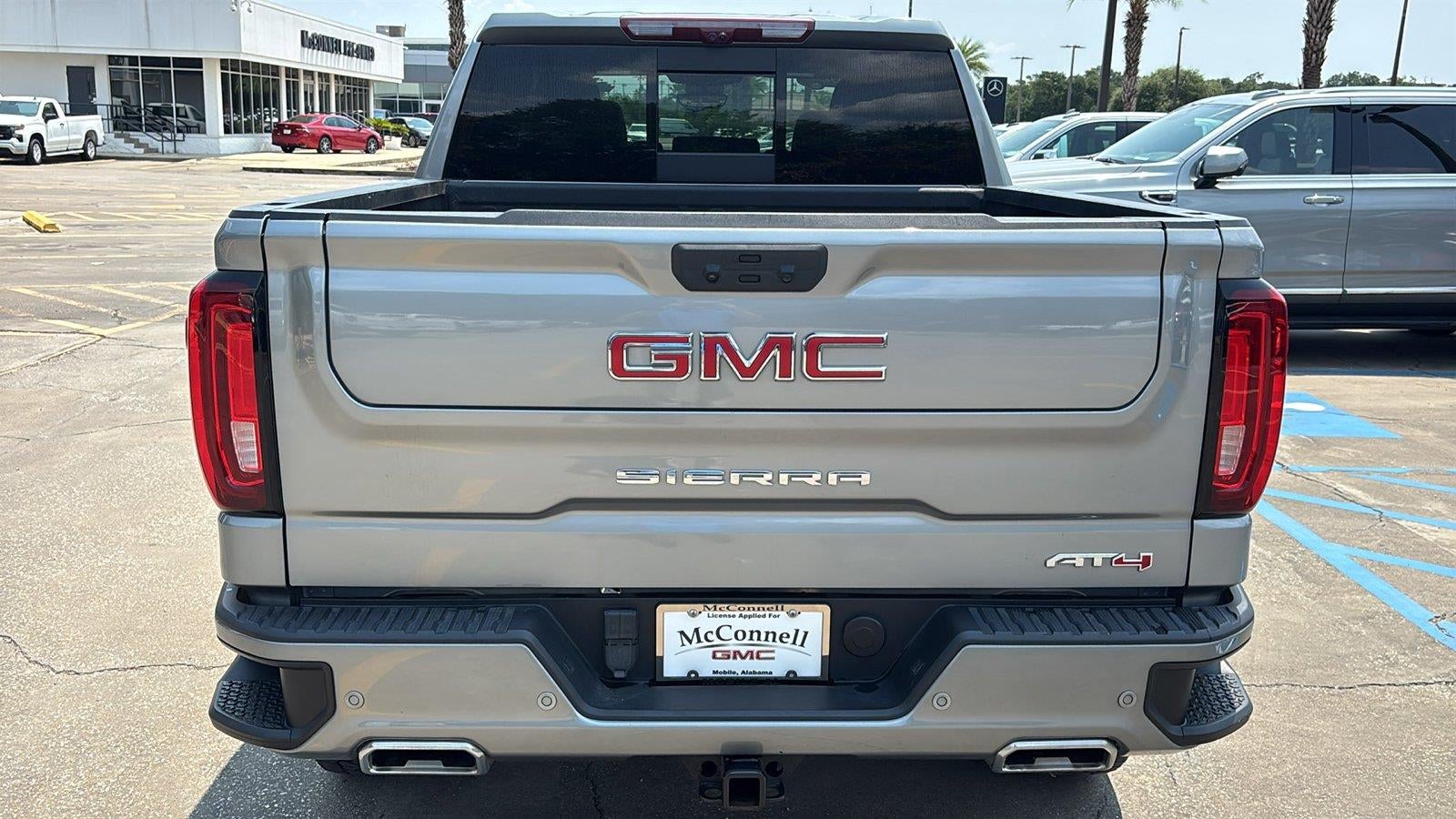 2024 GMC Sierra 1500 AT4