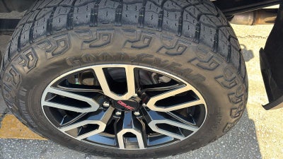 2022 GMC Sierra 1500 AT4