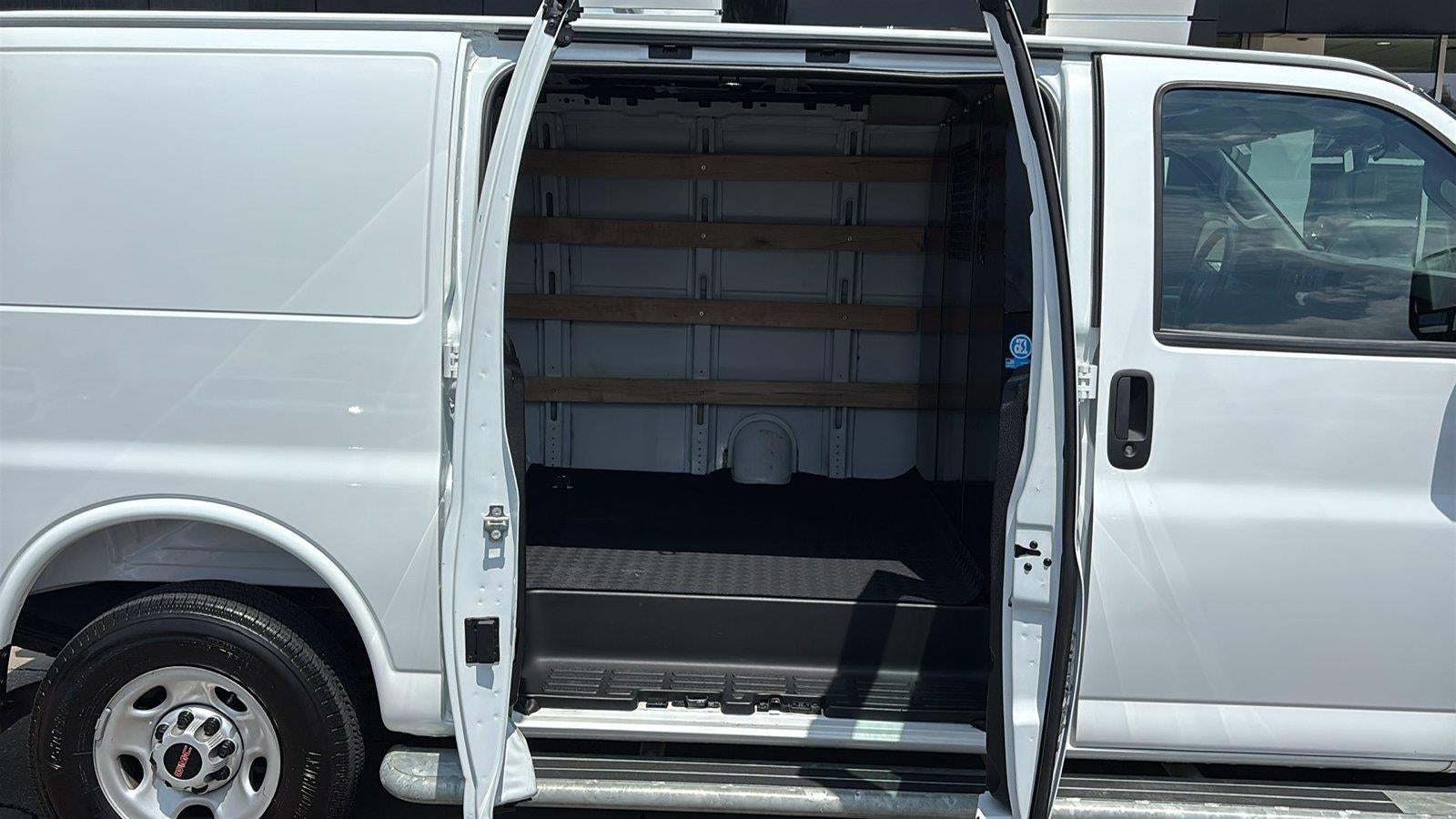 2025 GMC Savana Cargo Work Van