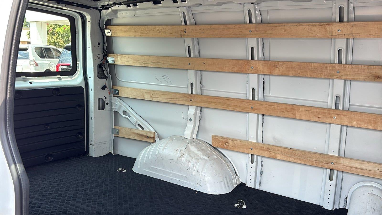 2025 GMC Savana Cargo Work Van