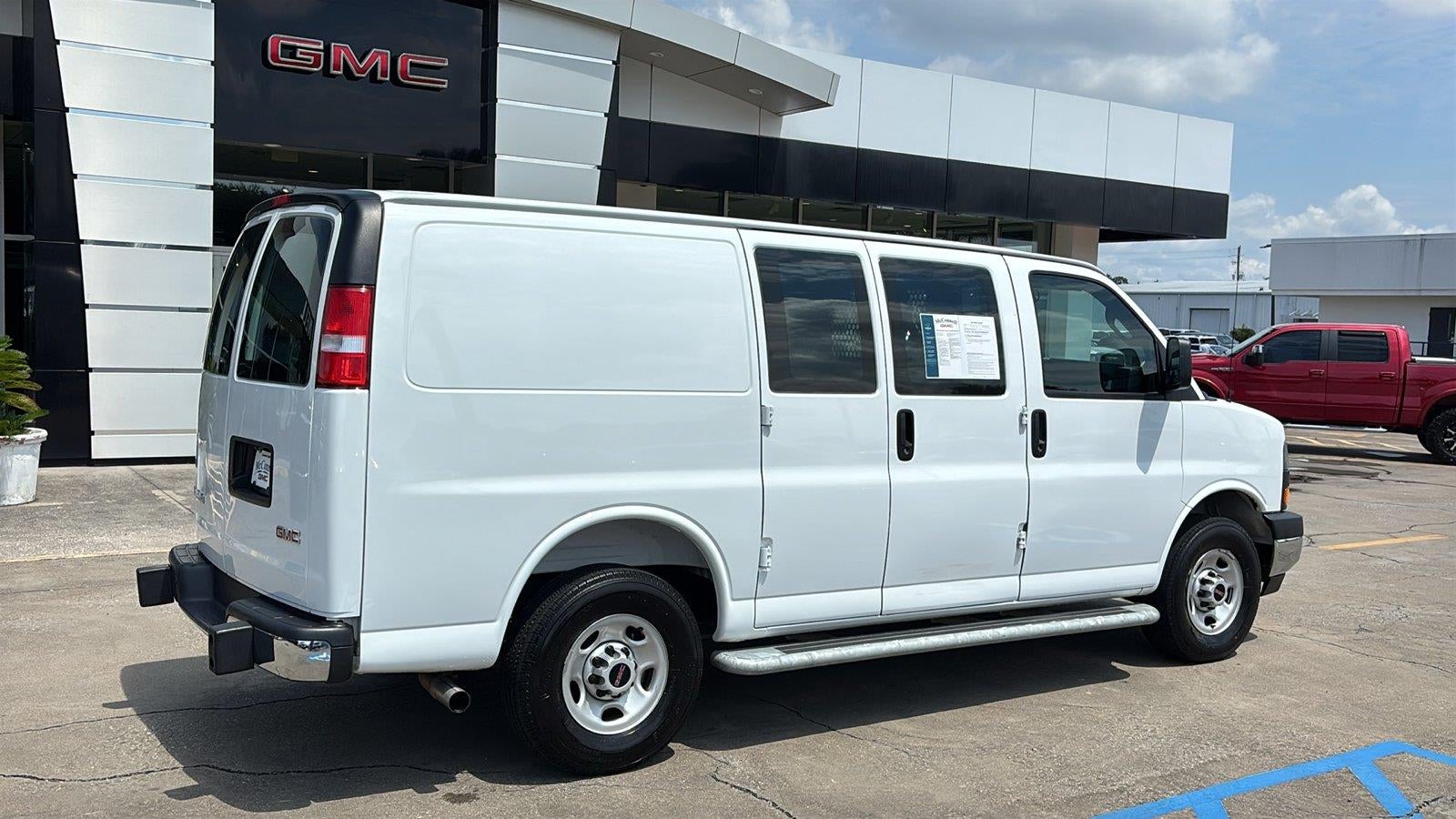 2025 GMC Savana Cargo Work Van