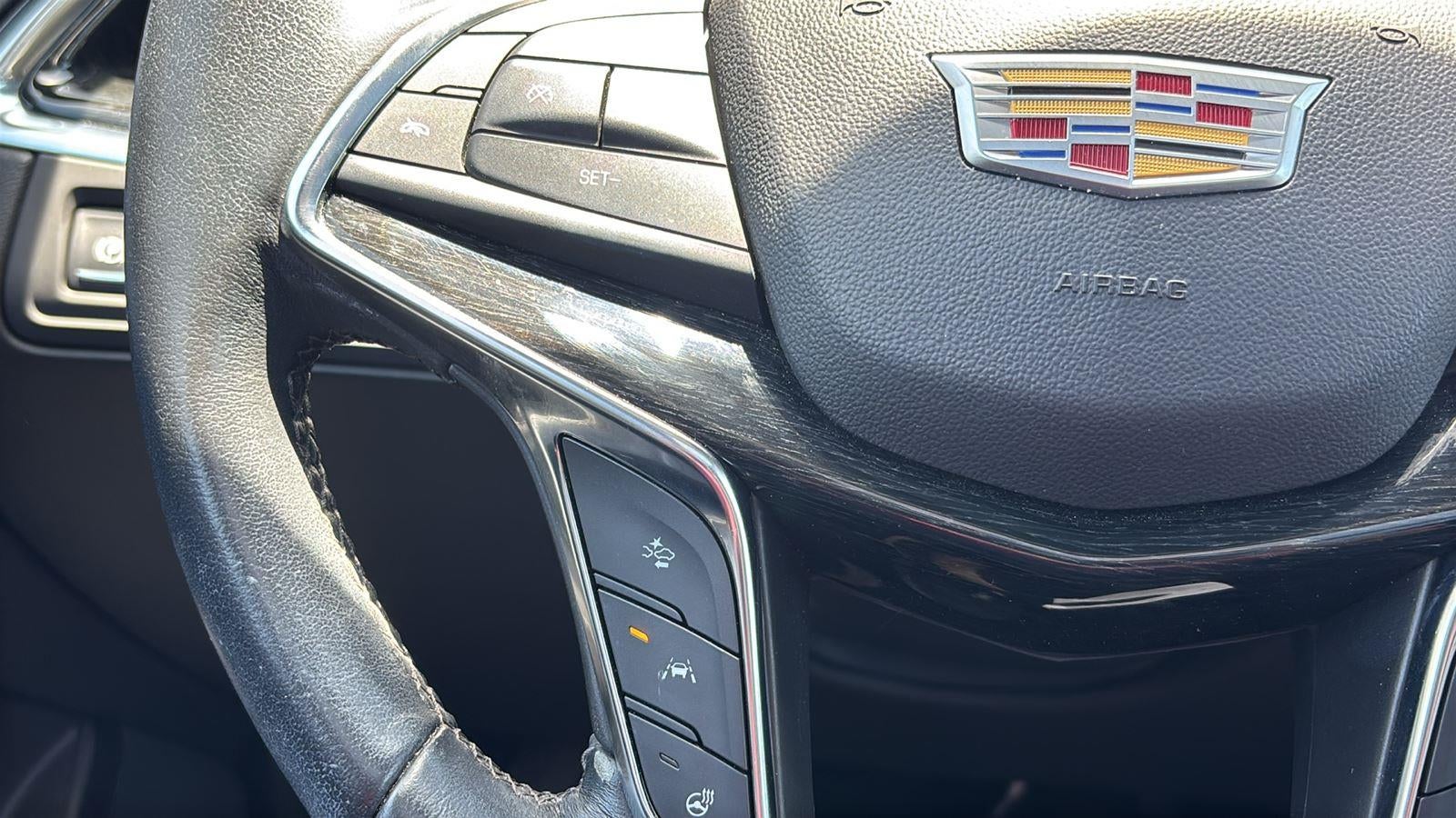 2023 Cadillac XT5 Premium Luxury