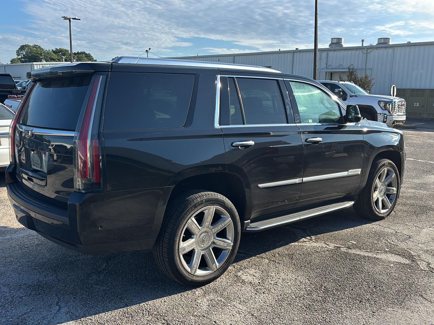 2020 Cadillac Escalade Luxury