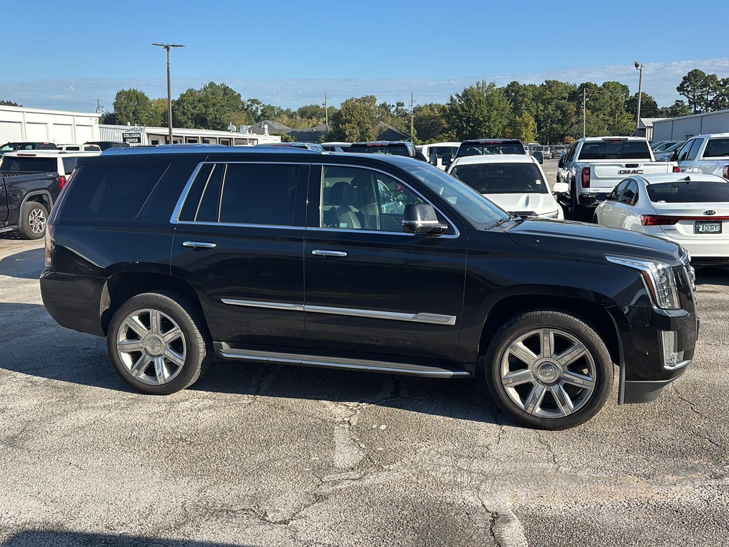 2020 Cadillac Escalade Luxury