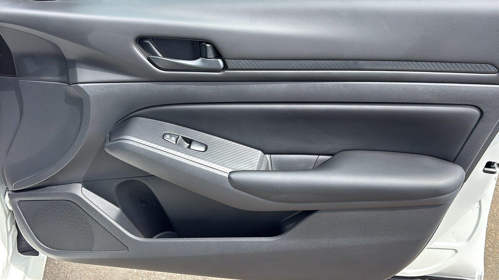 2025 Nissan Altima S FWD