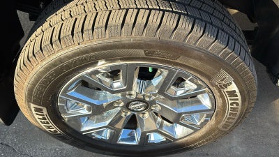 2020 Nissan TITAN Crew Cab SL 4x4