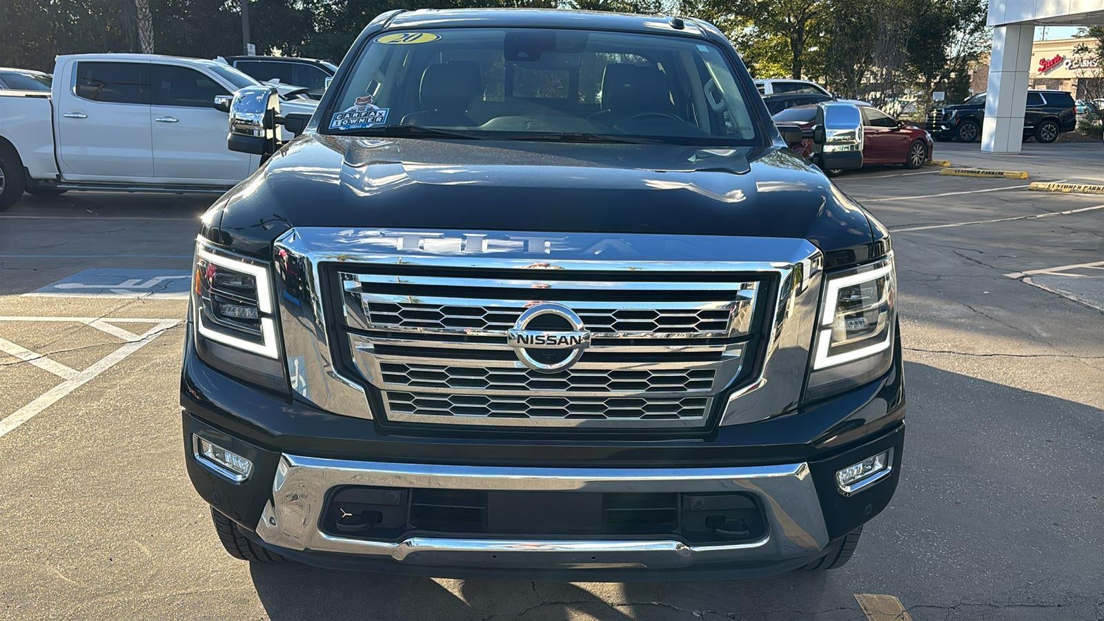 2020 Nissan TITAN Crew Cab SL 4x4