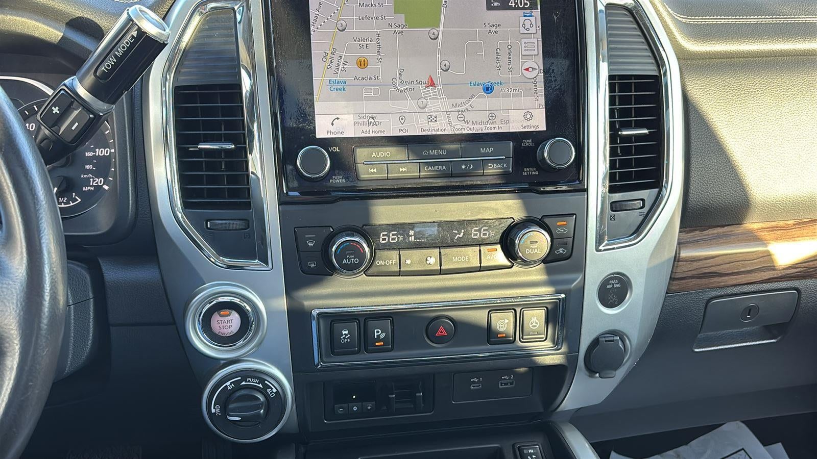 2020 Nissan TITAN Crew Cab SL 4x4