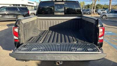 2020 Nissan TITAN Crew Cab SL 4x4