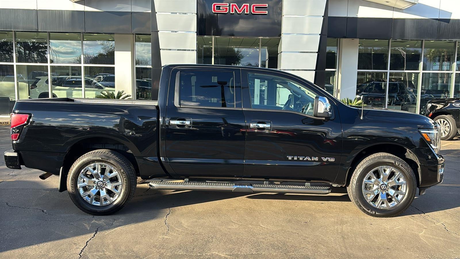 2020 Nissan TITAN Crew Cab SL 4x4