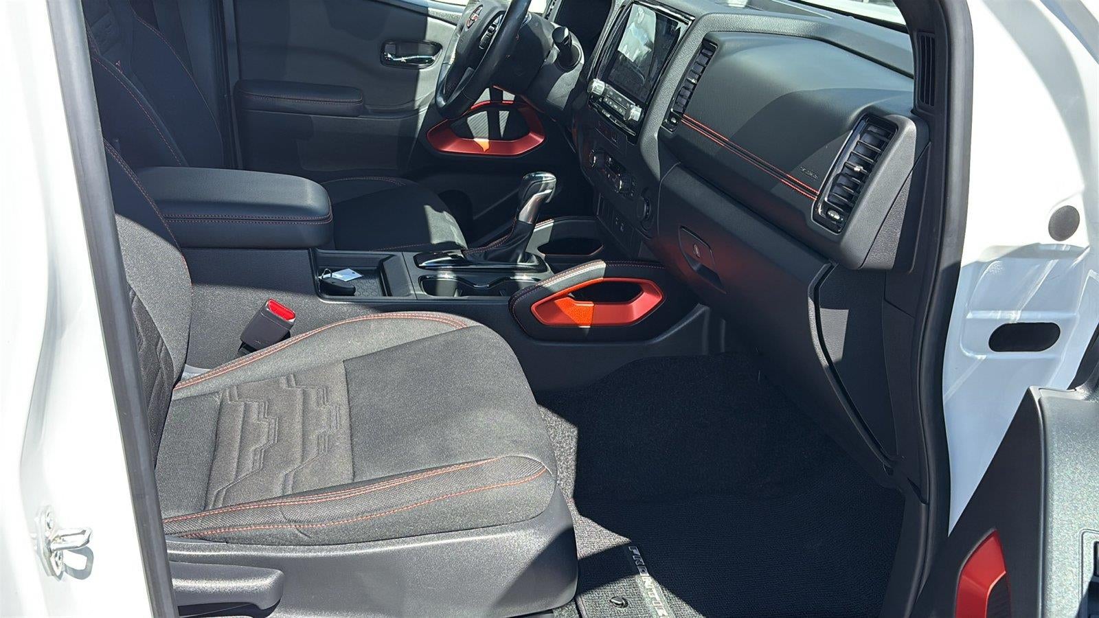 2024 Nissan Frontier Crew Cab PRO-X 4x2