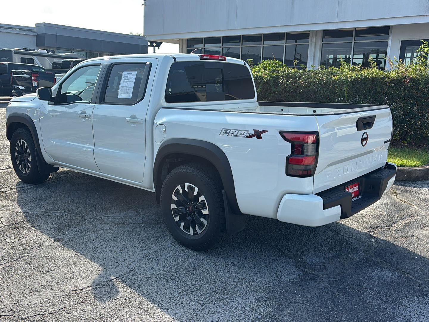 2024 Nissan Frontier Crew Cab PRO-X 4x2