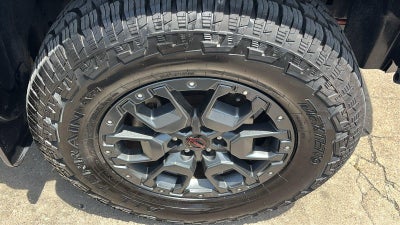 2023 Nissan Frontier Crew Cab PRO-4X 4x4
