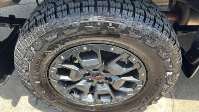 2023 Nissan Frontier Crew Cab PRO-4X 4x4