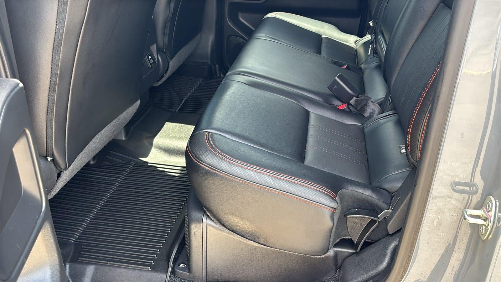 2023 Nissan Frontier Crew Cab PRO-4X 4x4