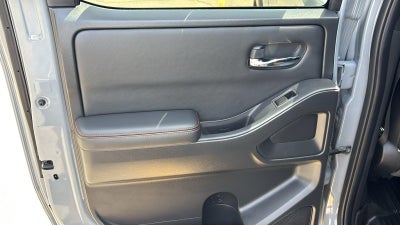 2023 Nissan Frontier Crew Cab PRO-4X 4x4