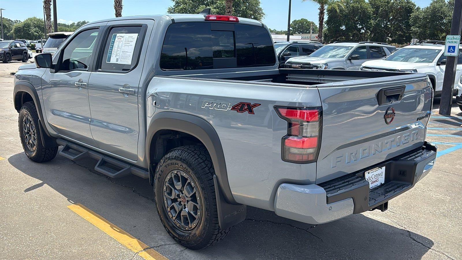 2023 Nissan Frontier Crew Cab PRO-4X 4x4