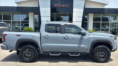 2023 Nissan Frontier Crew Cab PRO-4X 4x4
