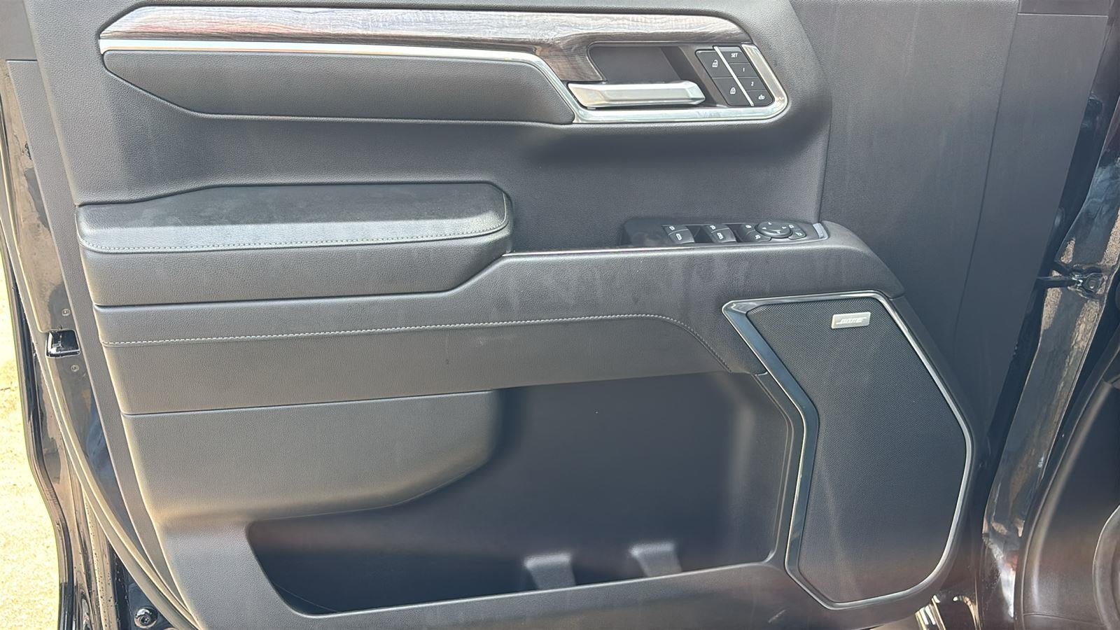 2023 Chevrolet Silverado 1500 LTZ - Photo 17