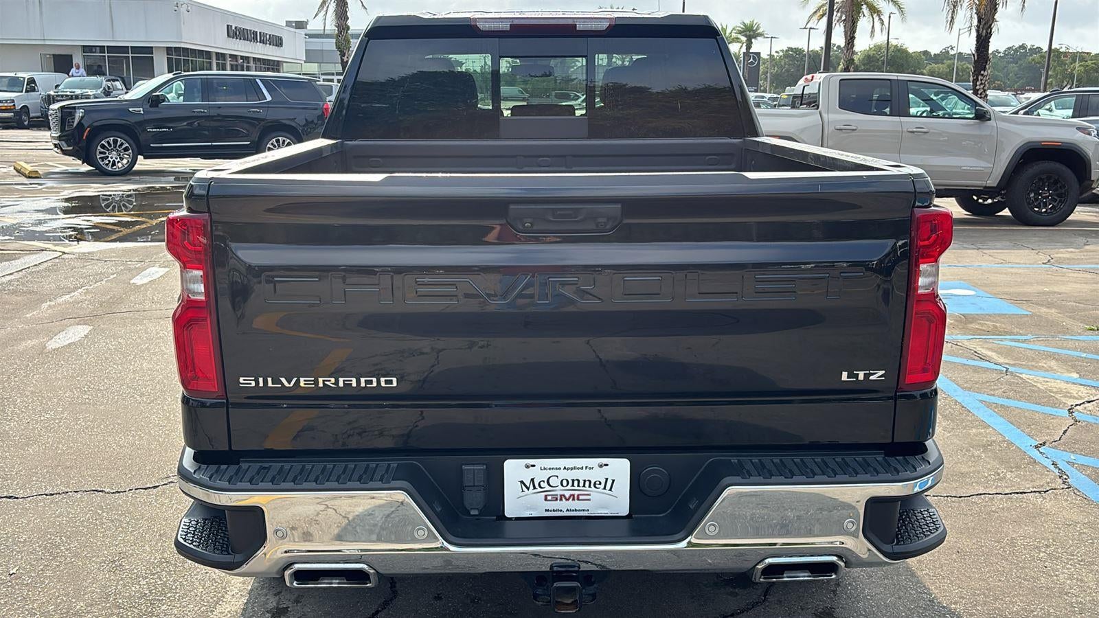 2023 Chevrolet Silverado 1500 LTZ - Photo 6