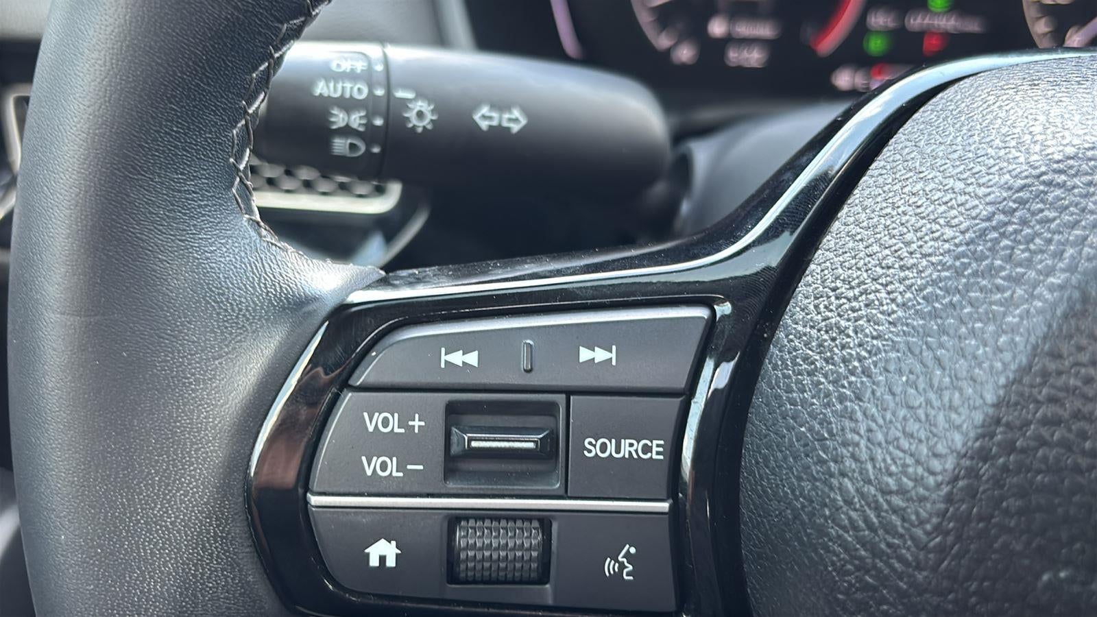 2023 Honda Civic Sedan EX w/o BSI