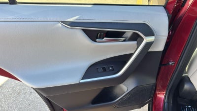 2022 Toyota RAV4 Limited