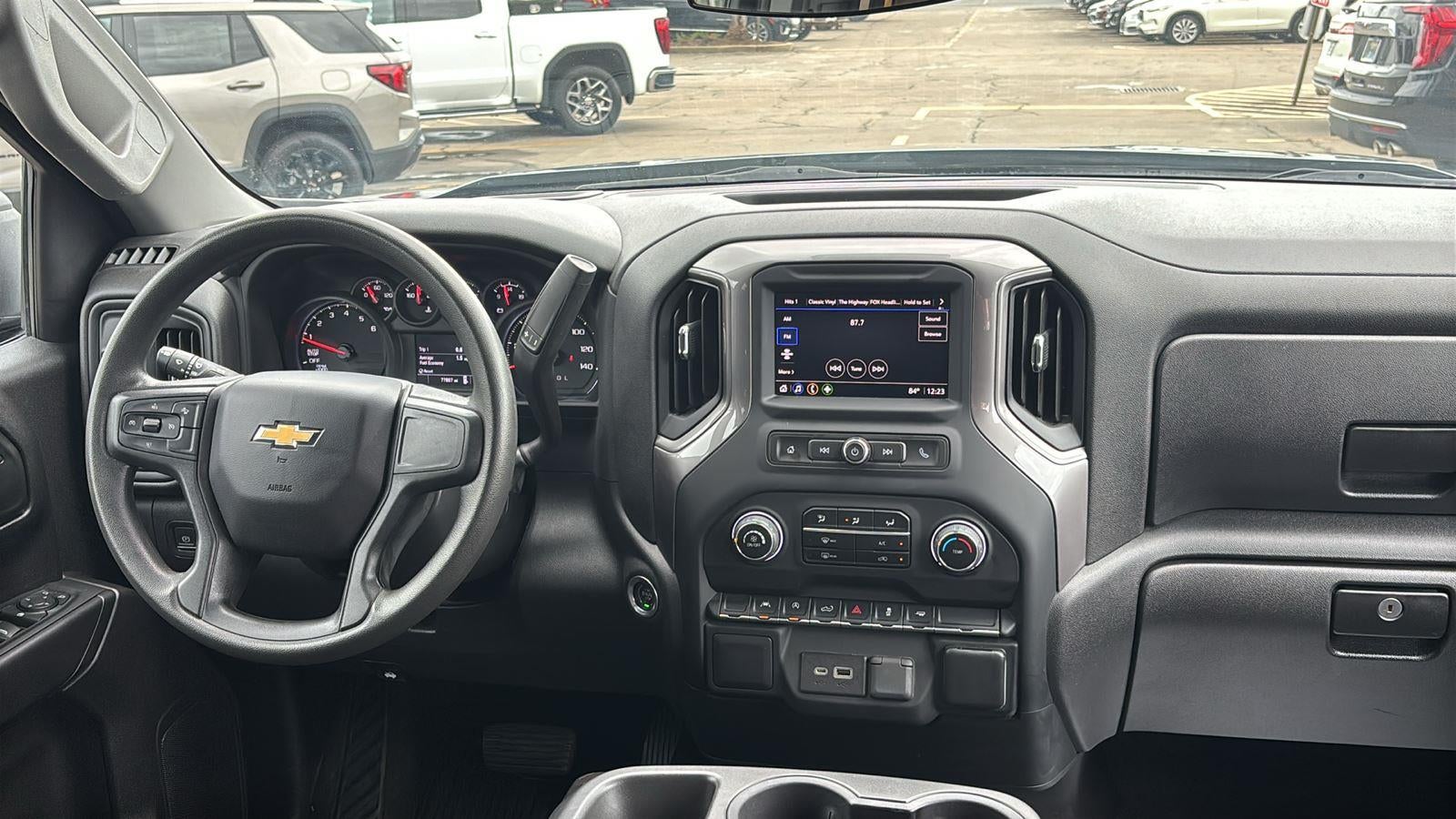 2023 Chevrolet Silverado 1500 Custom