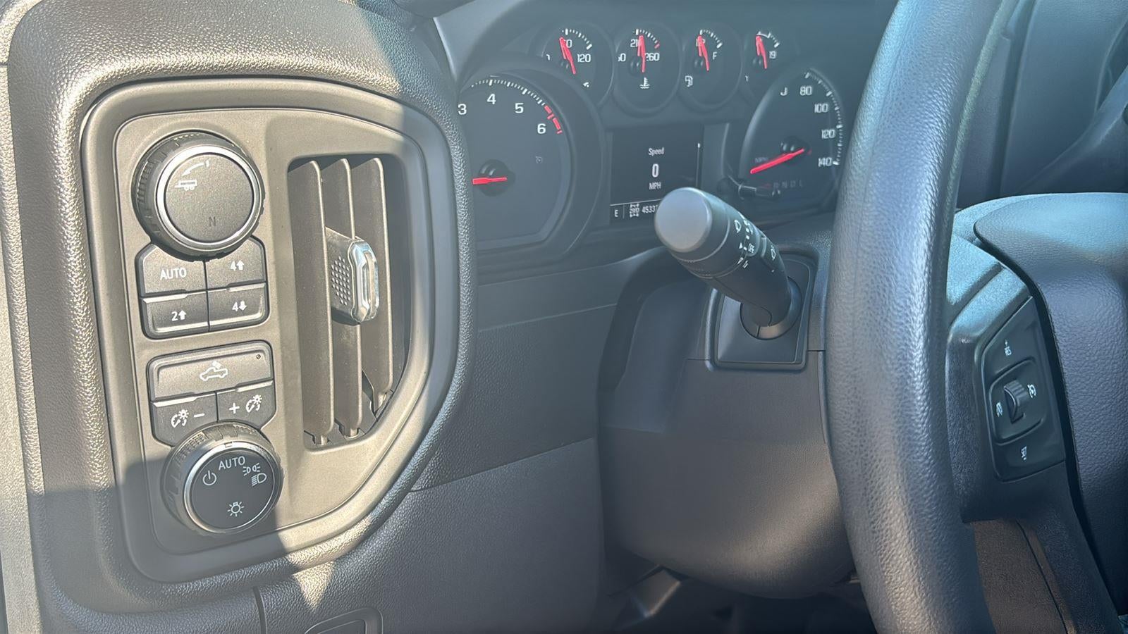2021 Chevrolet Silverado 1500 Custom Trail Boss