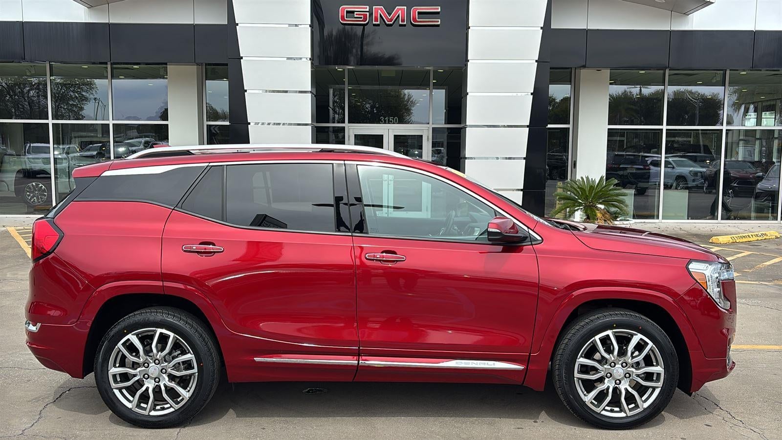 2023 GMC Terrain Denali