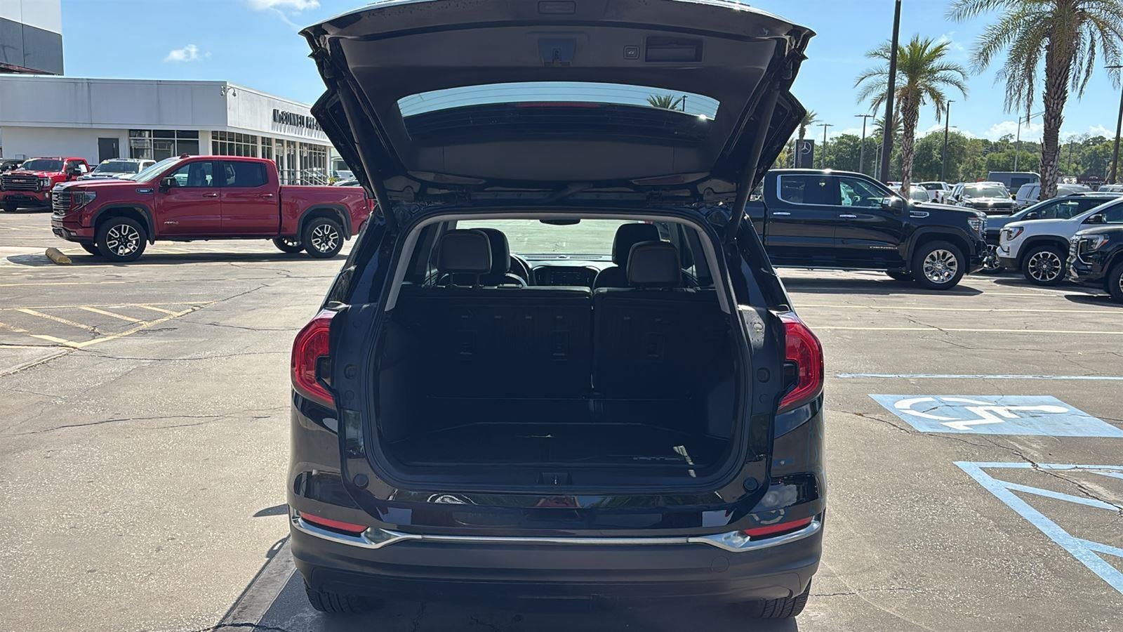 2023 GMC Terrain AT4