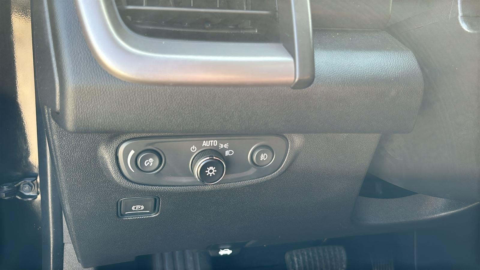 2023 GMC Terrain AT4