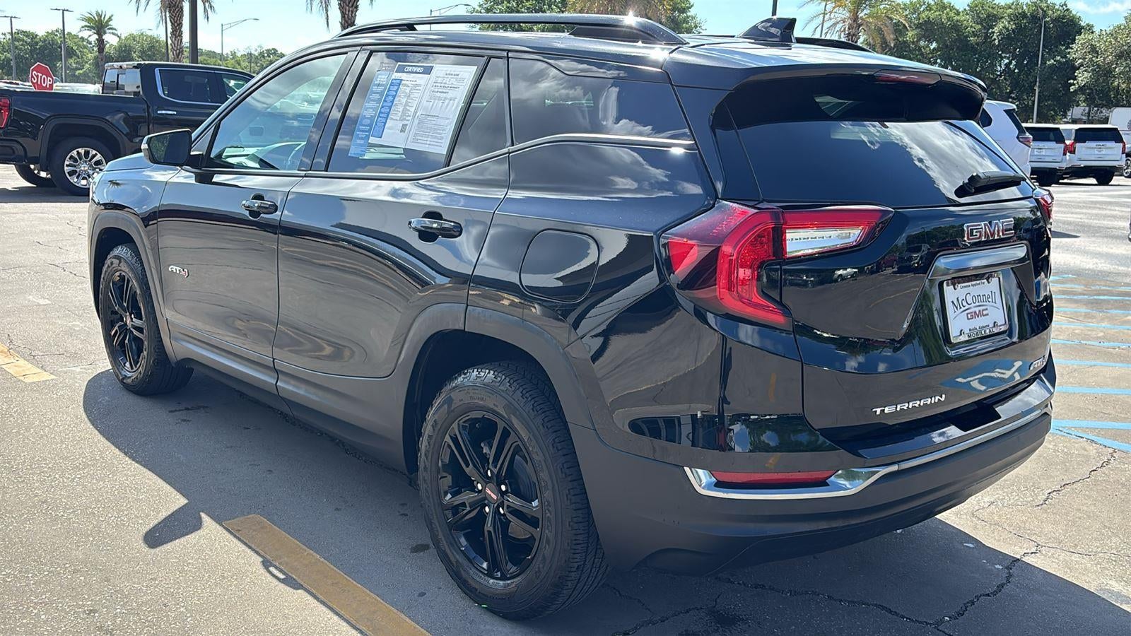 2023 GMC Terrain AT4