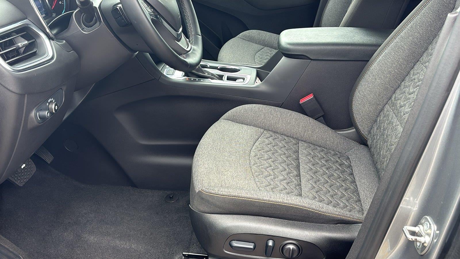 2024 Chevrolet Equinox LT - Photo 15
