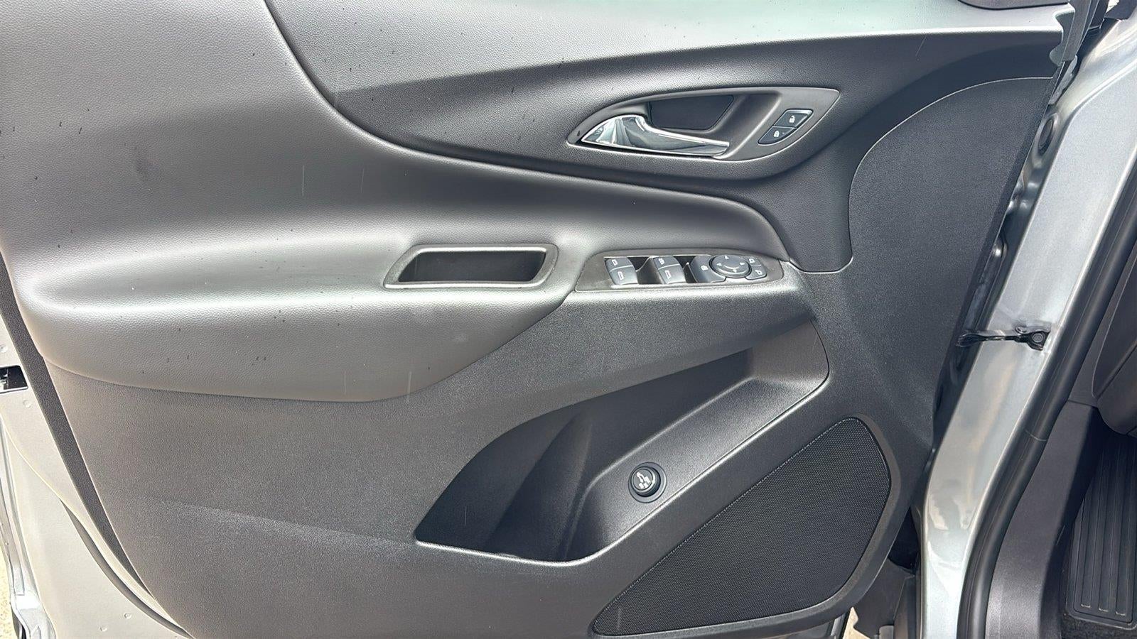 2024 Chevrolet Equinox LT - Photo 16