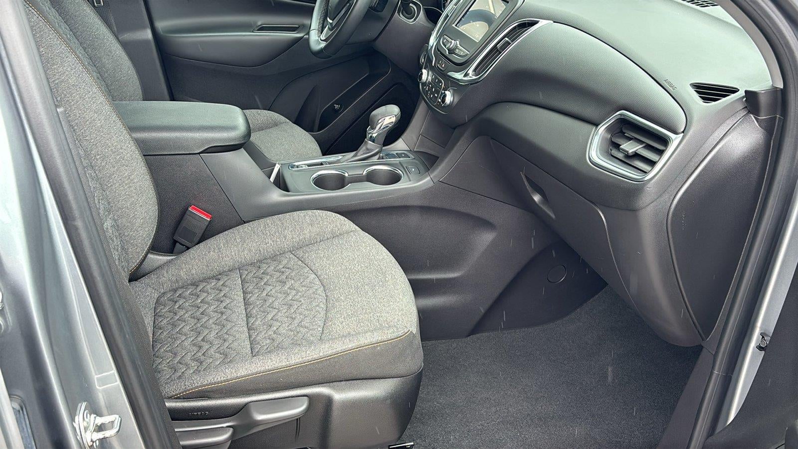 2024 Chevrolet Equinox LT - Photo 23