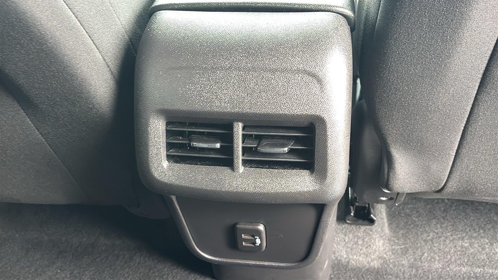 2024 Chevrolet Equinox LT - Photo 25