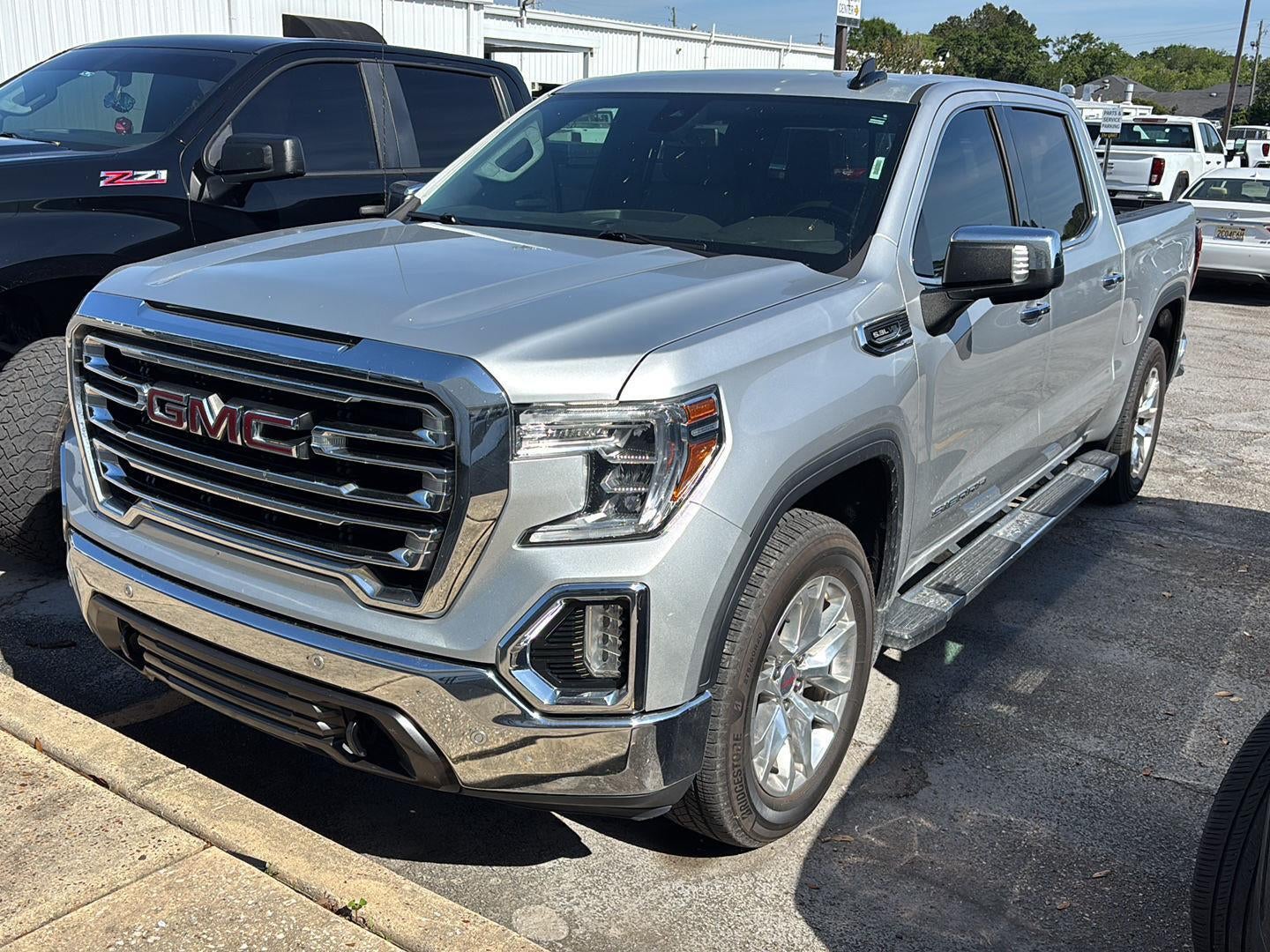 2020 GMC Sierra 1500 SLT