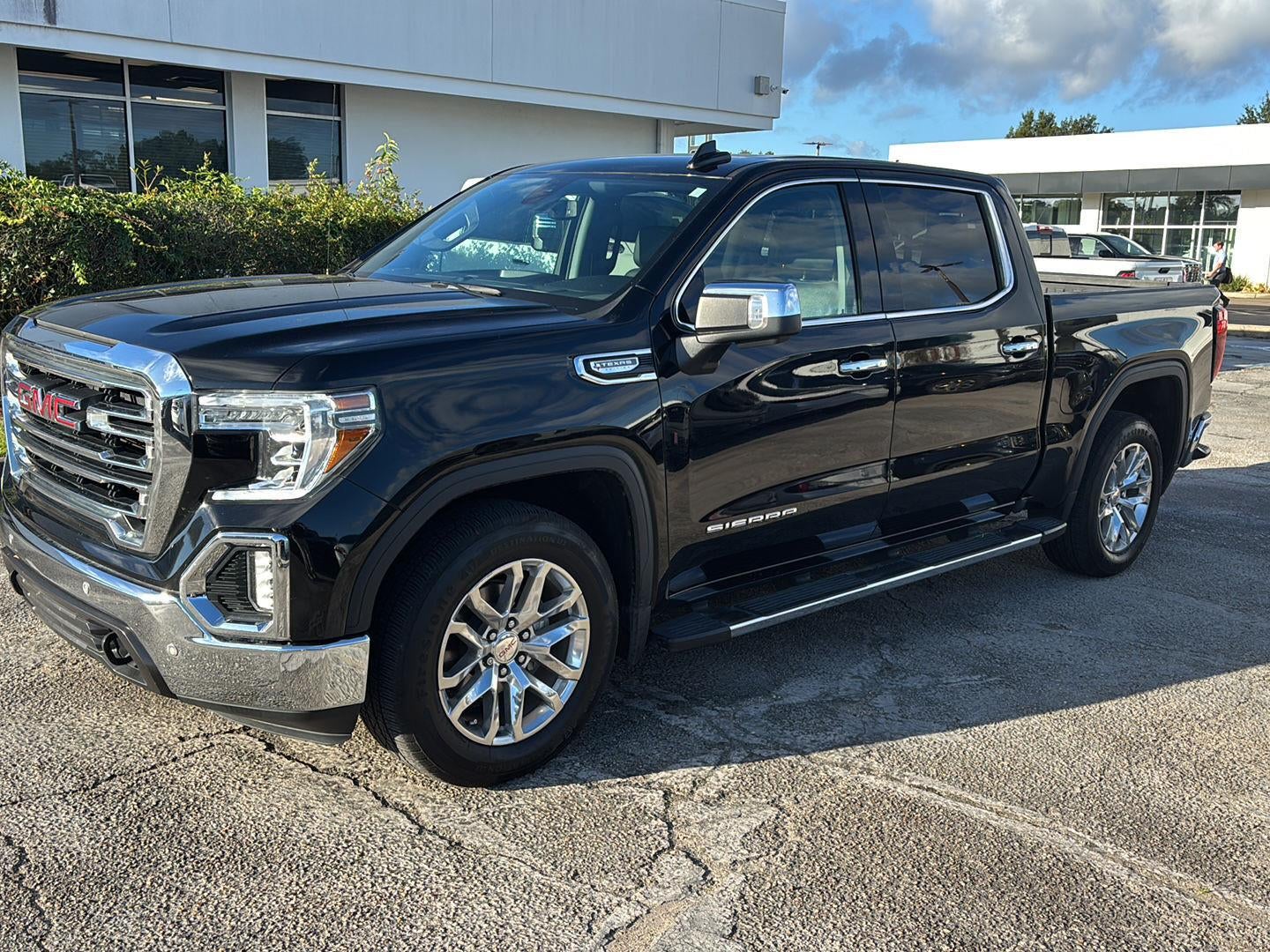 2021 GMC Sierra 1500 SLT