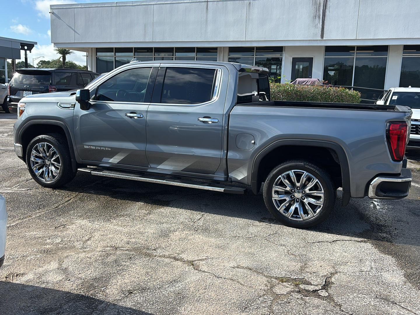2021 GMC Sierra 1500 SLT
