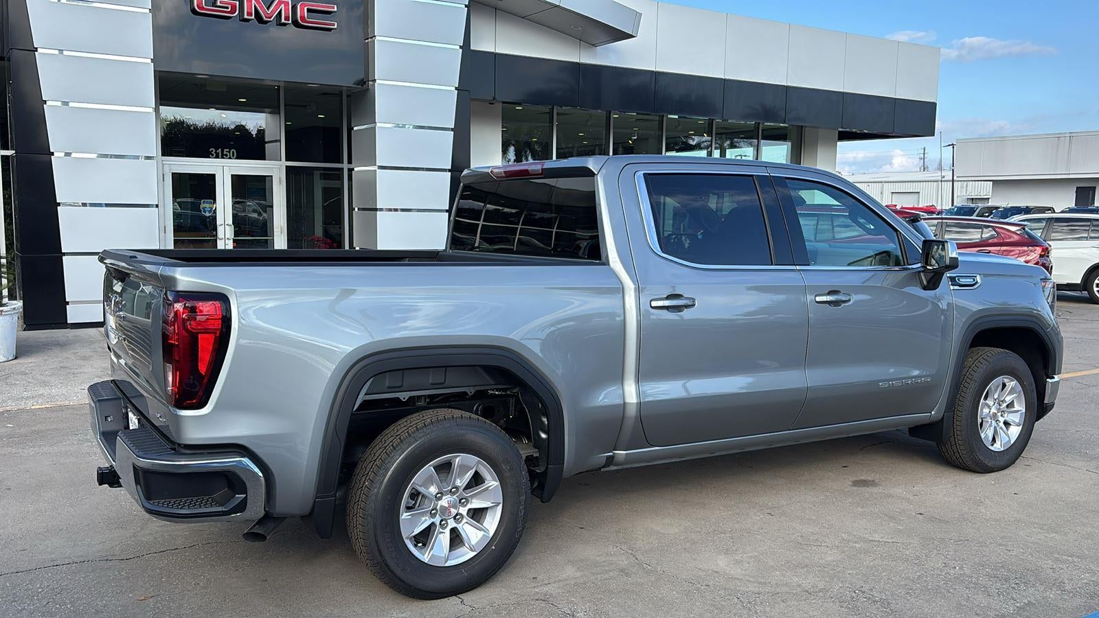 2026 GMC Sierra 1500 SLE