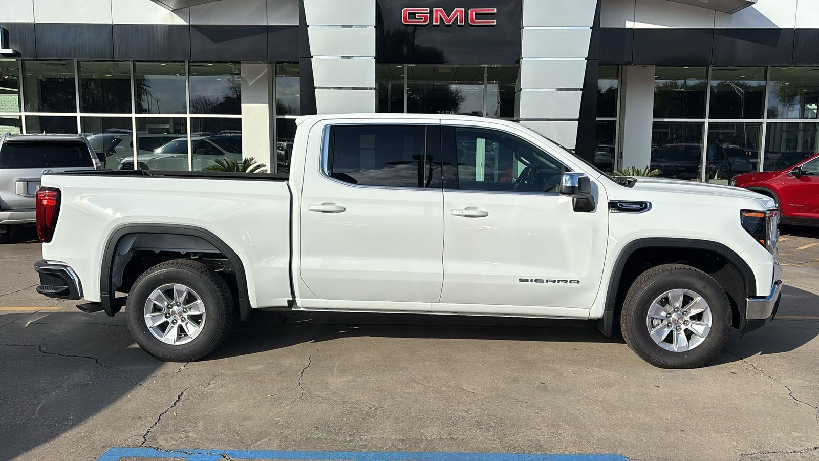 2026 GMC Sierra 1500 SLE