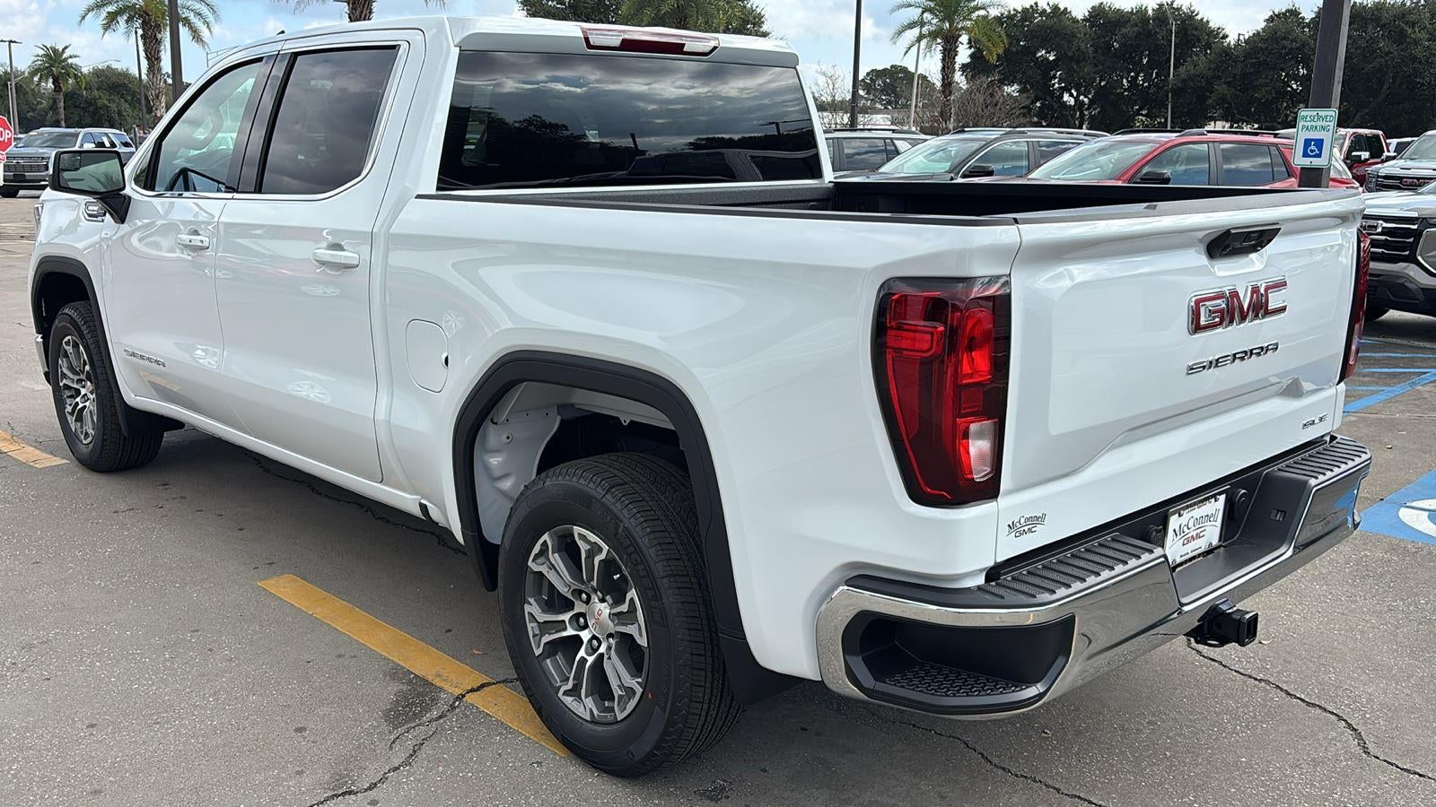 2026 GMC Sierra 1500 SLE